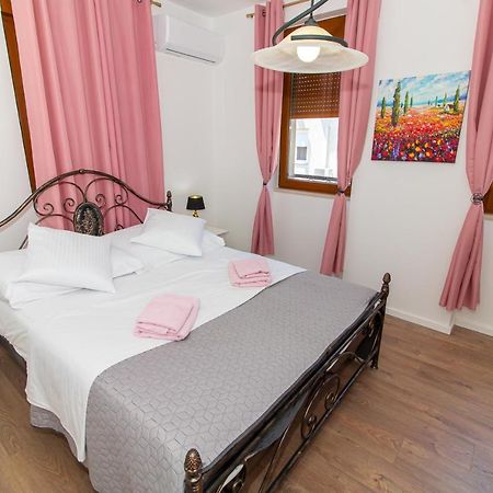 Luxury Apartments Iris Μόσταρ Εξωτερικό φωτογραφία