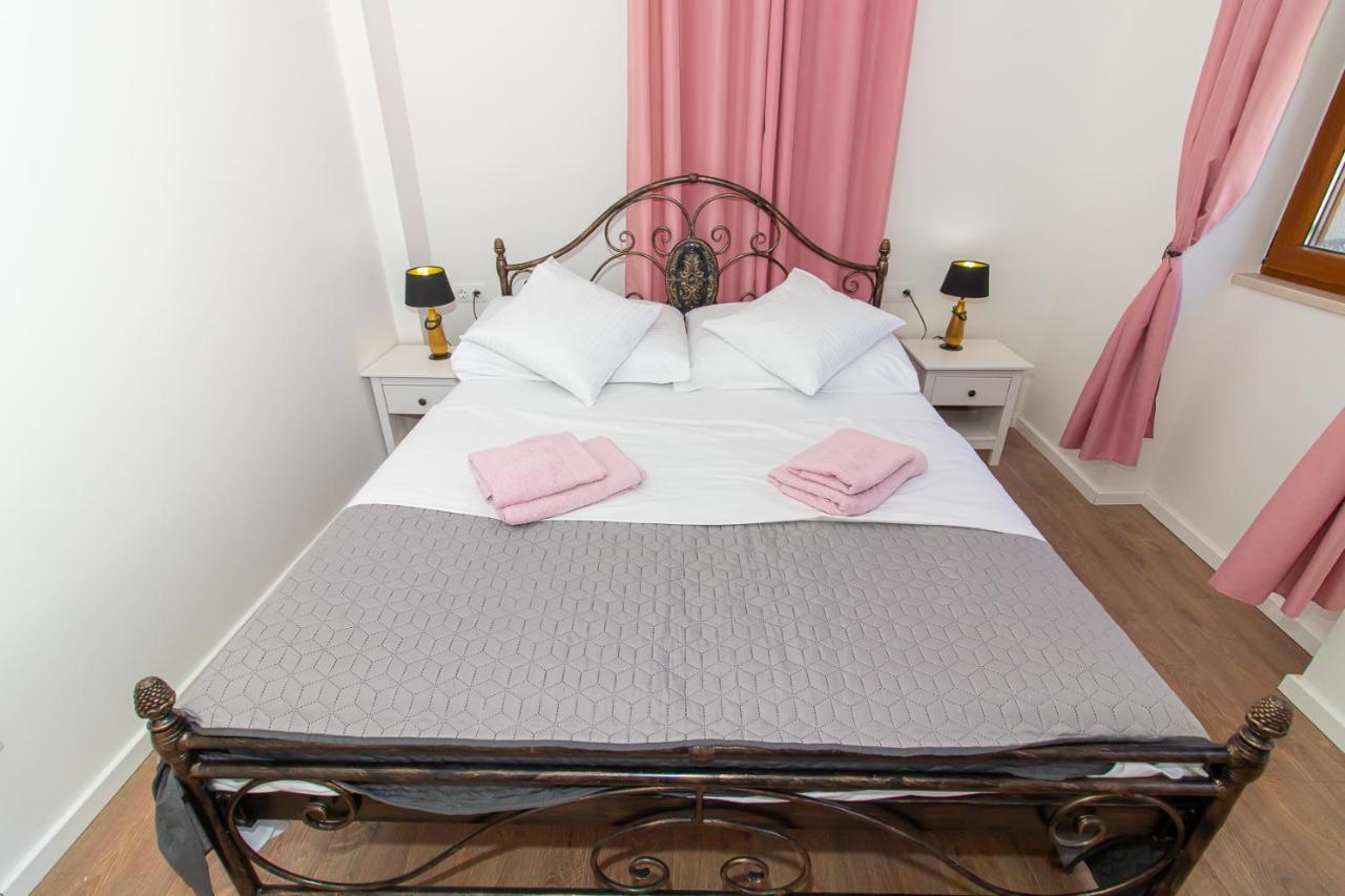 Luxury Apartments Iris Μόσταρ Εξωτερικό φωτογραφία